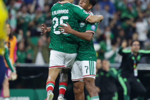 México juega ante Inglaterra su prueba de autoridad