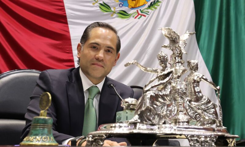 Monreal confirma propuesta del PVEM para presidir la Mesa Directiva