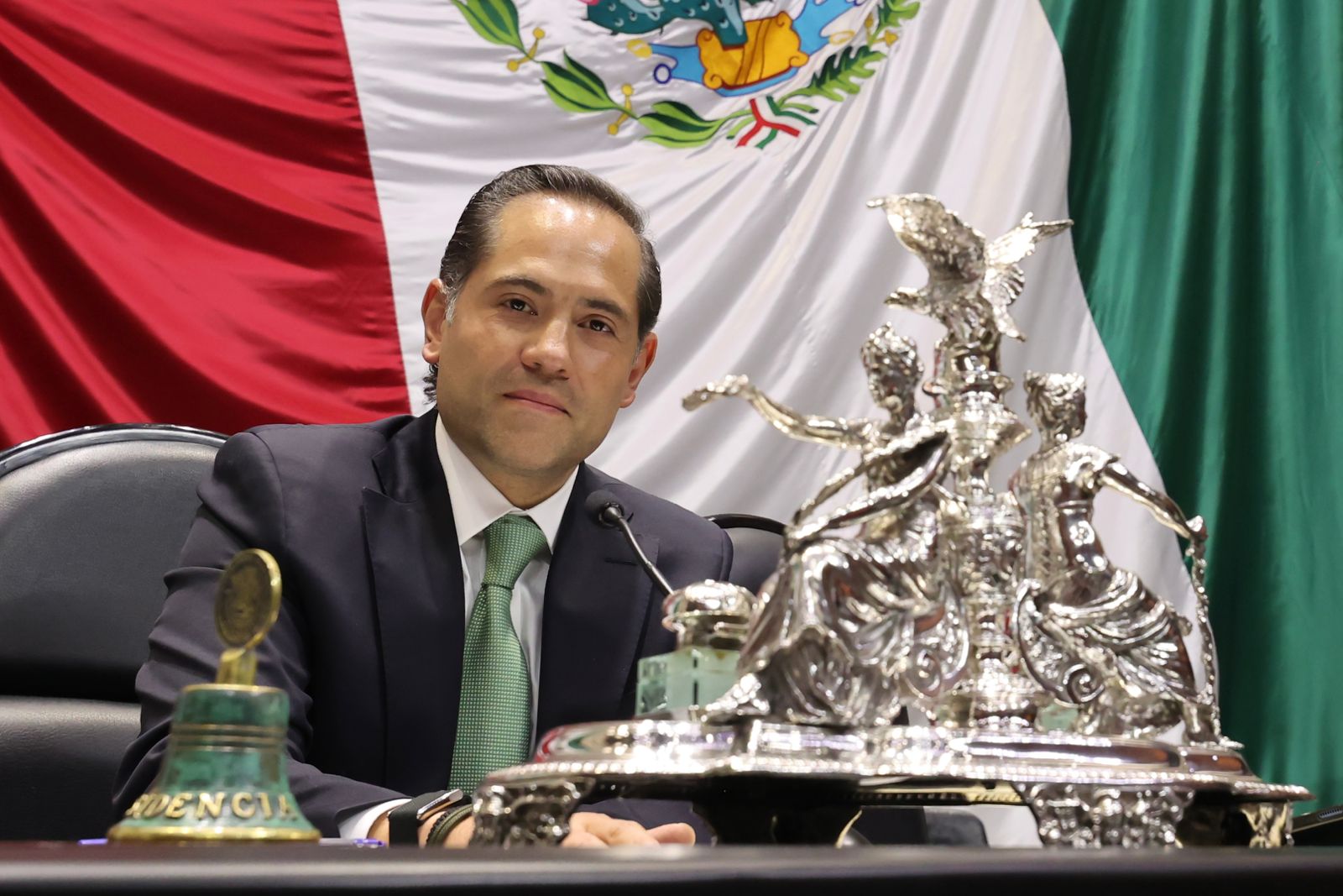 Monreal confirma propuesta del PVEM para presidir la Mesa Directiva